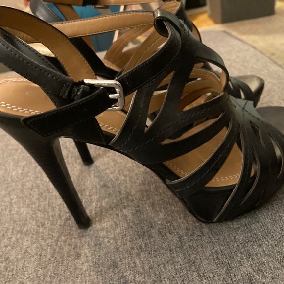 Guess Black sandal - Picture 2 of 8